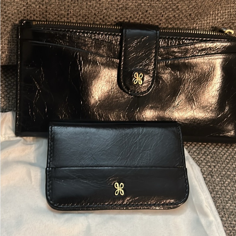 Hobo wallet and card carrier